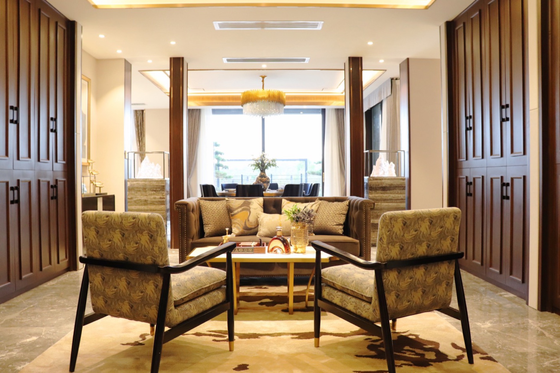 Hospitality furniture and fitted joinery in a guest suite